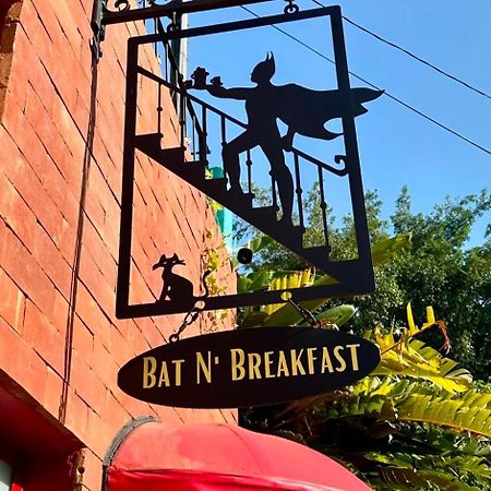 Pousada Bat N Breakfast No Beco Do Batman 圣保罗 外观 照片